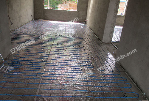 發(fā)熱電纜安裝完成