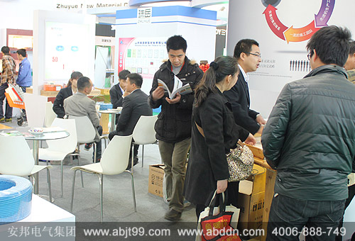 ����늵�ůչ���F(xi��n)���D