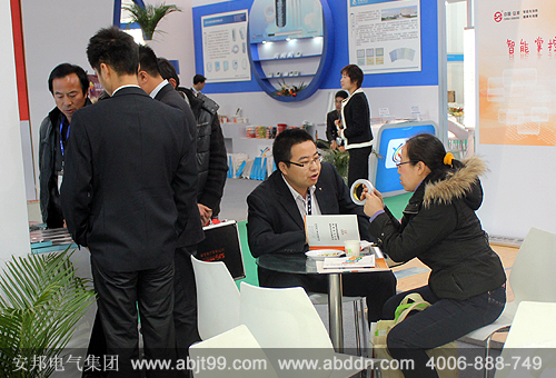 ����늵�ůչ���F(xi��n)���D